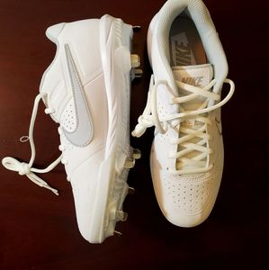 New Nike Baseball Cleats